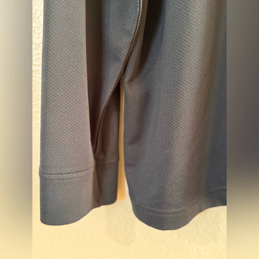 Under Armour Black HeatGear Performance Textured Long Sleeve Polo Sz XXL - Picture 4 of 7